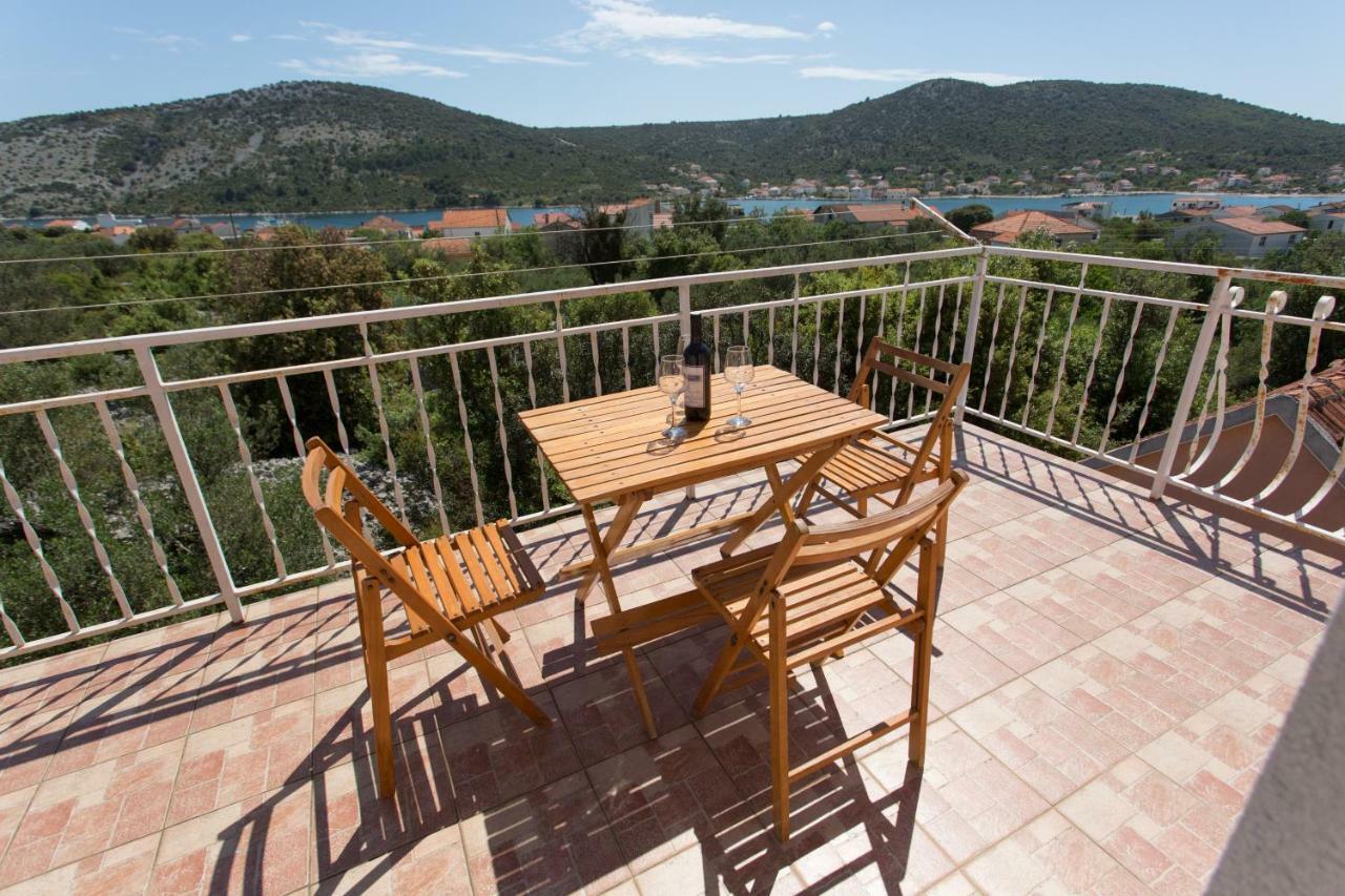 Apartman Paula 1 Apartment Vinišće Екстериор снимка