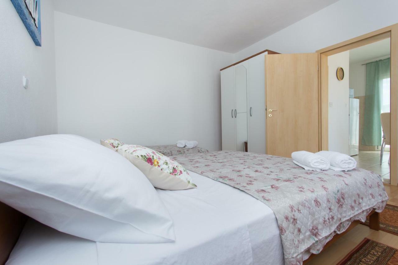 Apartman Paula 1 Apartment Vinišće Екстериор снимка